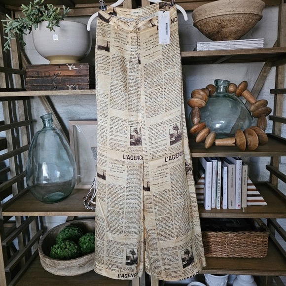 L’AGENCE black & cream newspaper print silk wide leg trousers 0 - Picture 2 of 6